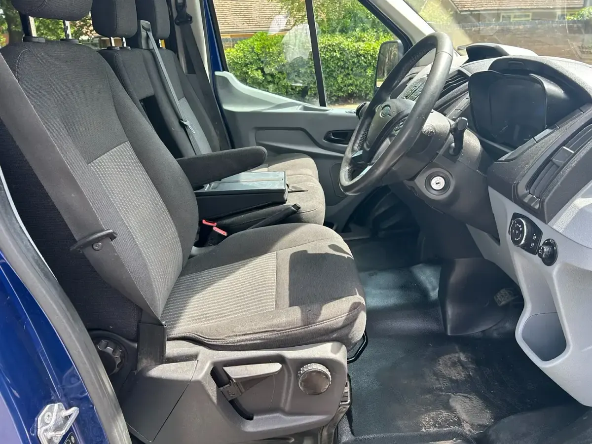 Used Ford Transit Trend 125 HP (91 kW) 2015 Blue Van