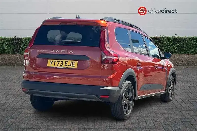 Used Dacia Jogger Extreme 110 HP (80 kW) 2023 Brown MPV
