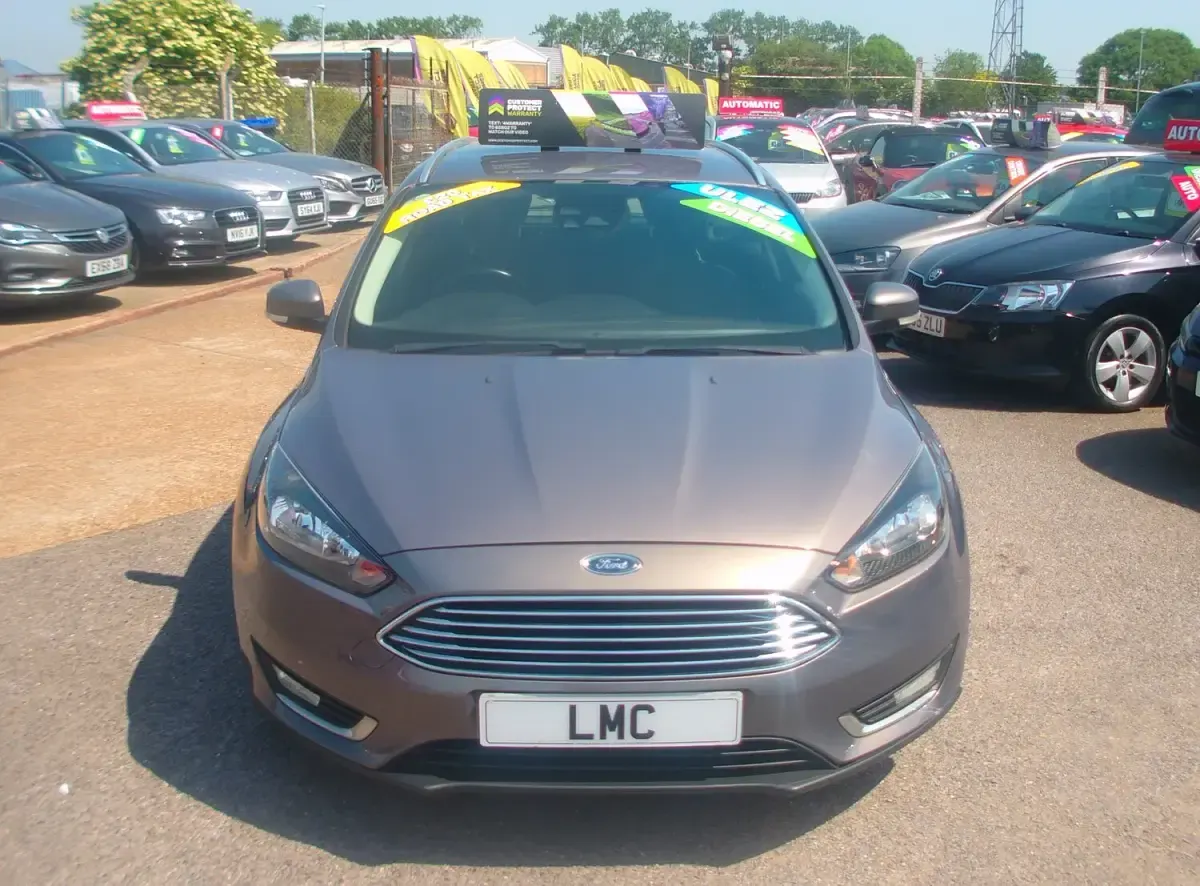Used Ford Focus Titanium 120 HP (88 kW) 2016 Brown Estate