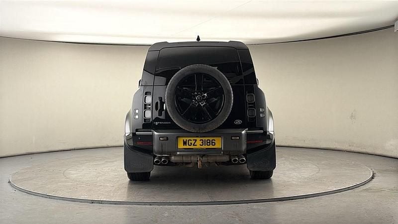 Used Land Rover Defender Carpathian Edition 525 HP (386 kW) 2022 Carpathian grey SUV
