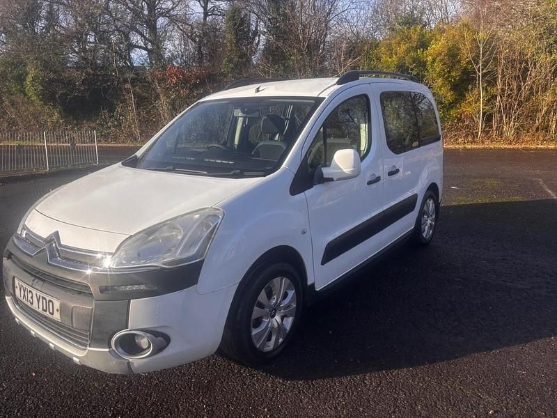 Used Citroën Berlingo XTR 2013 White MPV