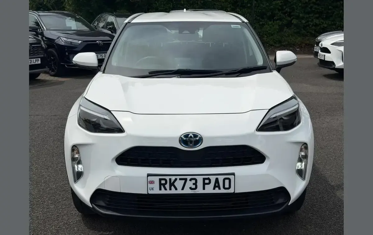 Used Toyota Yaris Cross 113 HP (83 kW) 2023 White SUV