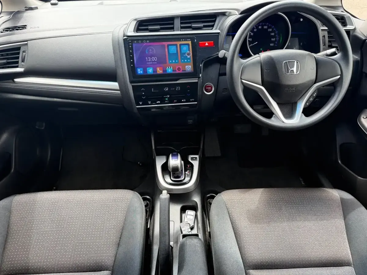 Used Honda Jazz Hybrid 107 HP (78 kW) 2023 Black Hatchback