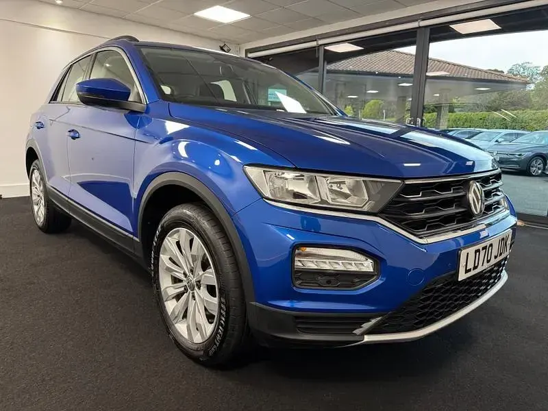 Used VW T-Roc SE 150 HP (110 kW) 2020 Blue SUV