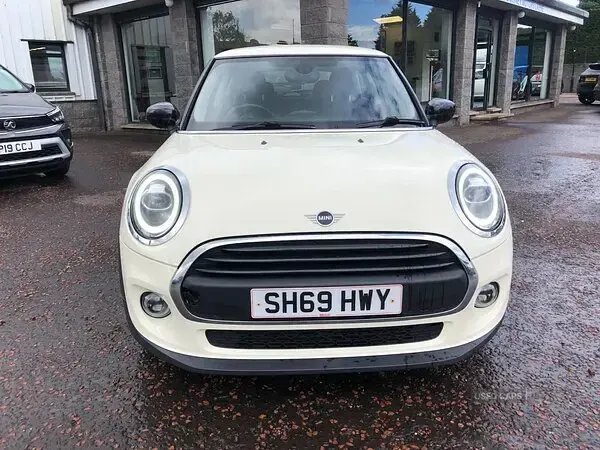 Used Mini ONE Classic 2019 White Hatchback