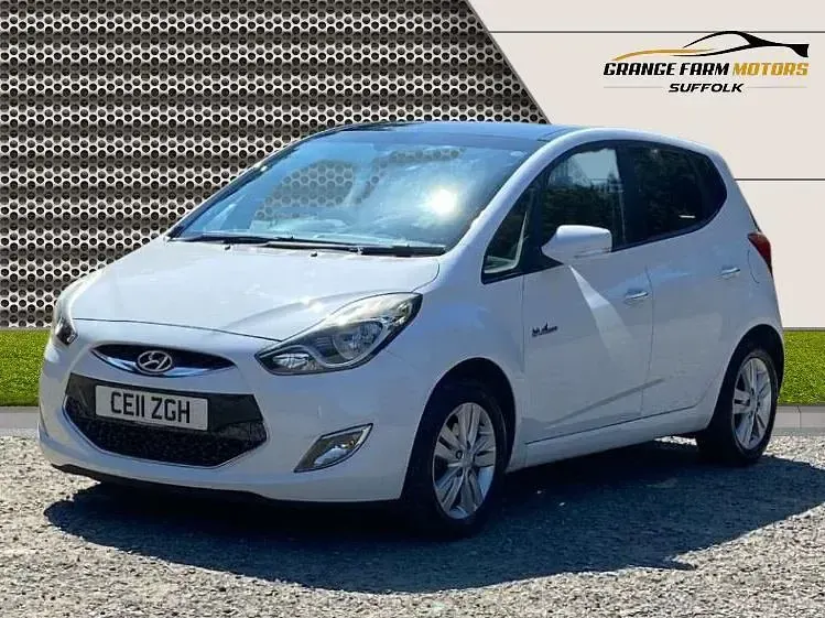 Used Hyundai ix20 Style 2011 White Hatchback