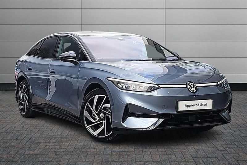 New VW ID.7 Pro 210 kW (286 HP) 2026 Stone washed blue with black roof Hatchback