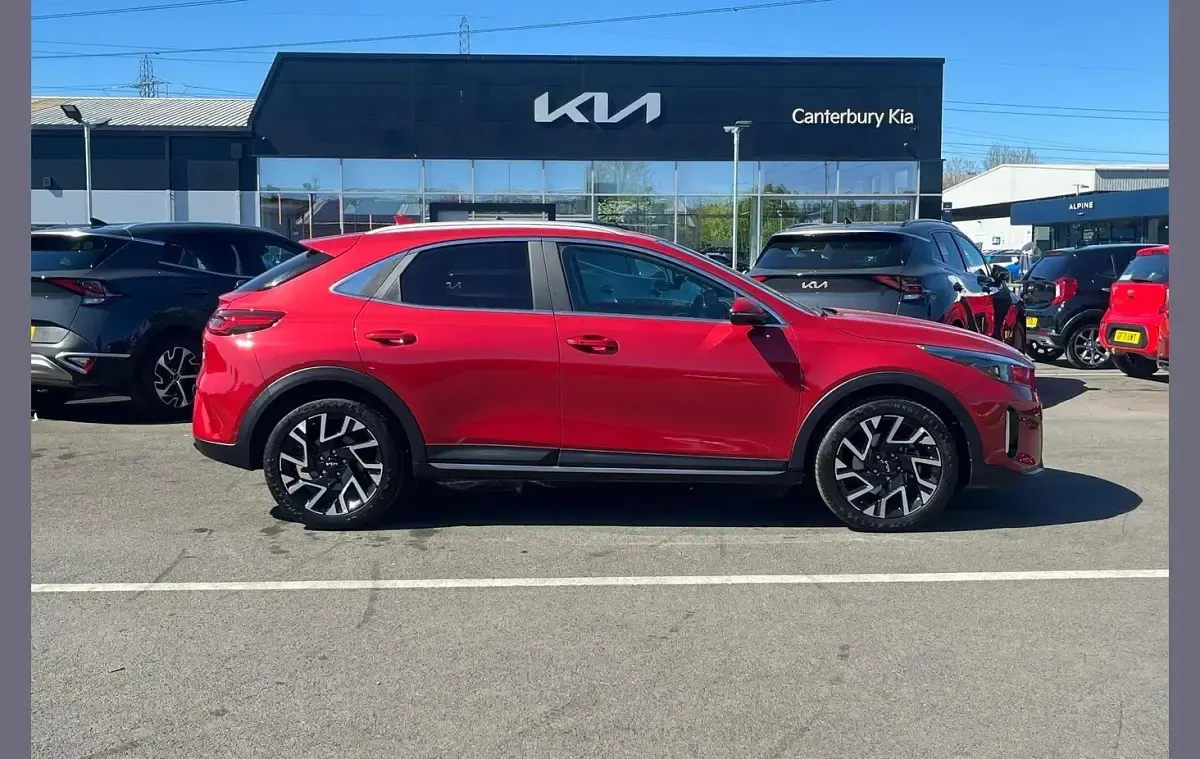 Used Kia XCeed 158 HP (116 kW) 2023 Red SUV
