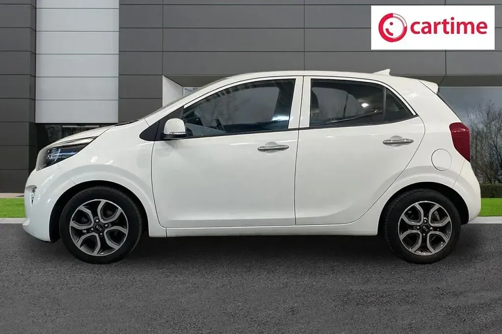 Used Kia Picanto 83 HP (61 kW) 2018 White Hatchback