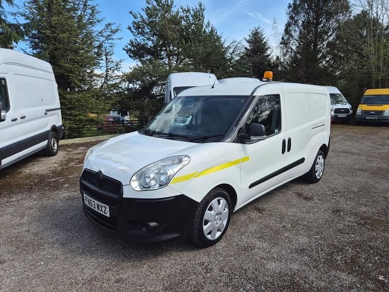 Used Fiat Doblò 2013 White MPV