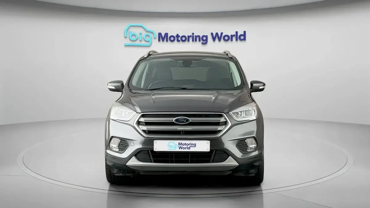 Used Ford Kuga Titanium 150 HP (110 kW) 2018 Grey SUV