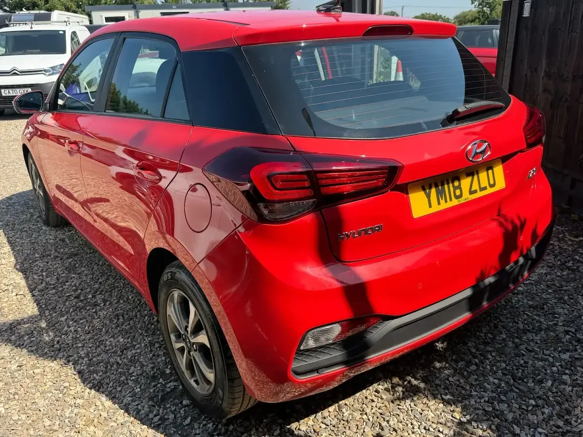 Used Hyundai i20 SE 2018 Red Hatchback