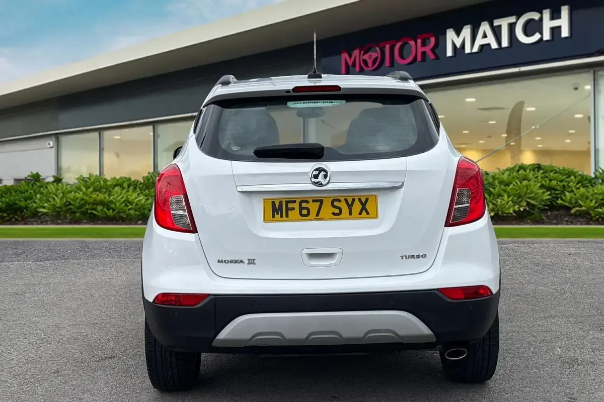 Used Vauxhall Mokka Active 140 HP (102 kW) 2017 White SUV