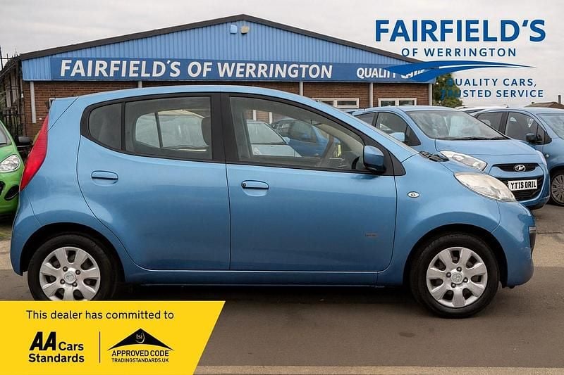 Blue Used 2010 Vauxhall Agila Design Edition MPV | £5,895 (A bit pricey) - Image 1/4