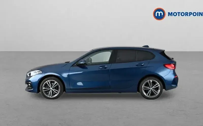 Used BMW 118 Sport Line 150 HP (110 kW) 2021 Blue Hatchback