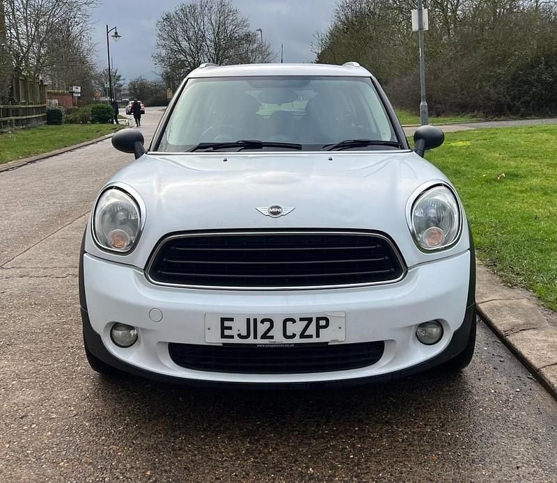 Used Mini One D 90 HP (66 kW) 2012 White Hatchback