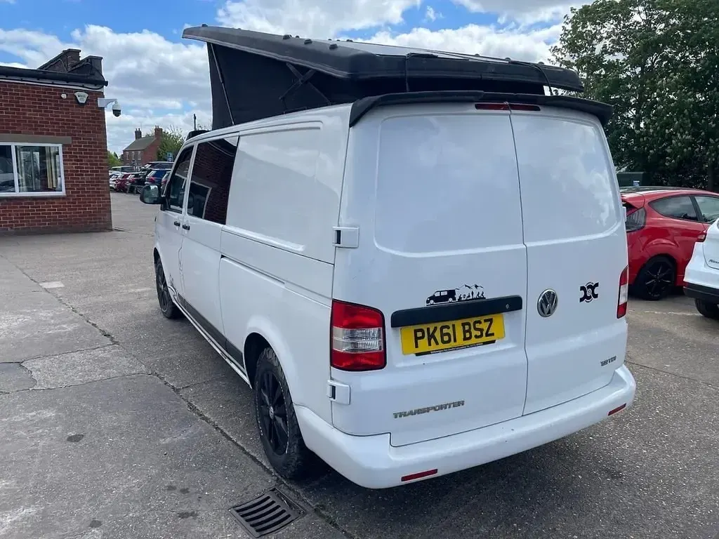 Usado VW Transporter 102 HP (75 kW) 2011 Branco Van