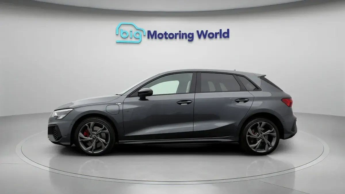 Used Audi A3 Sportback e-tron Competition 241 HP (177 kW) 2023 Grey Hatchback