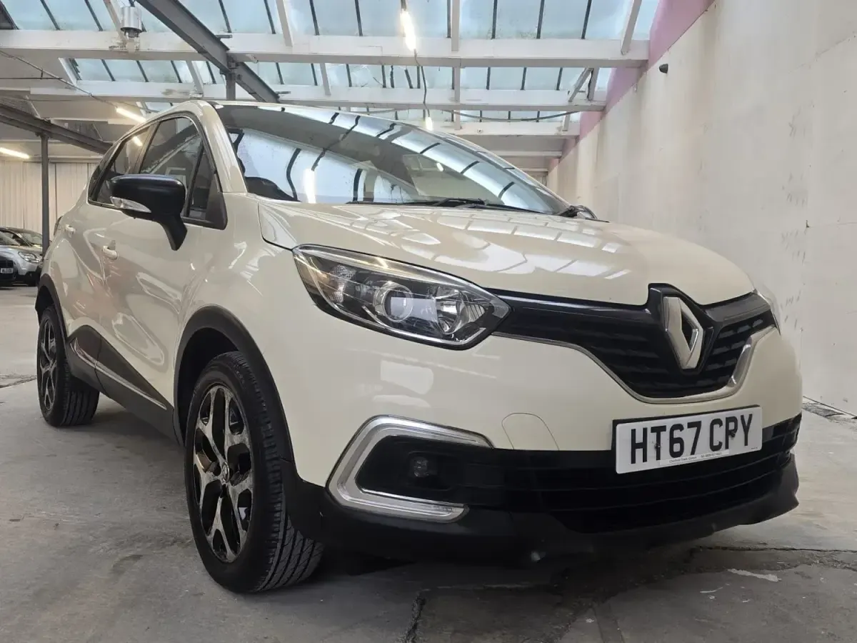 Gebraucht Renault Captur Dynamique 90 PS (66 kW) 2018 Weiß SUV