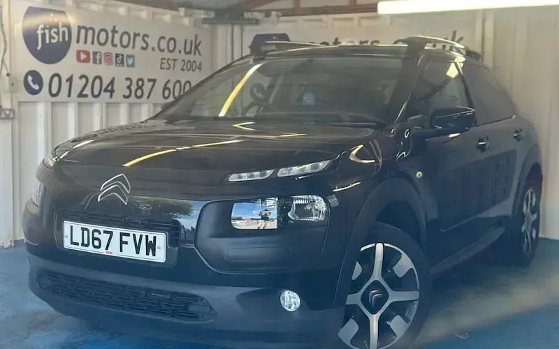 Used Citroën C4 Flair 82 HP (60 kW) 2017 Black SUV