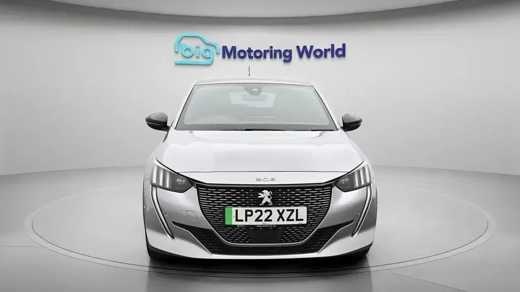 Used Peugeot e-208 GT 100 kW (136 HP) 2022 Hatchback