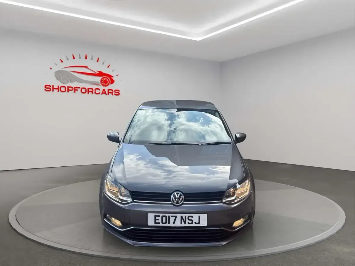 Używany VW Polo Edition 75 KM (55 kW) 2017 Szary Hatchback