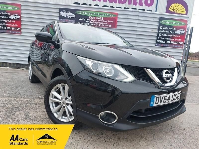 Black Used 2014 Nissan Qashqai Acenta Premium SUV | £4,990 (A bit pricey) - Image 1/4