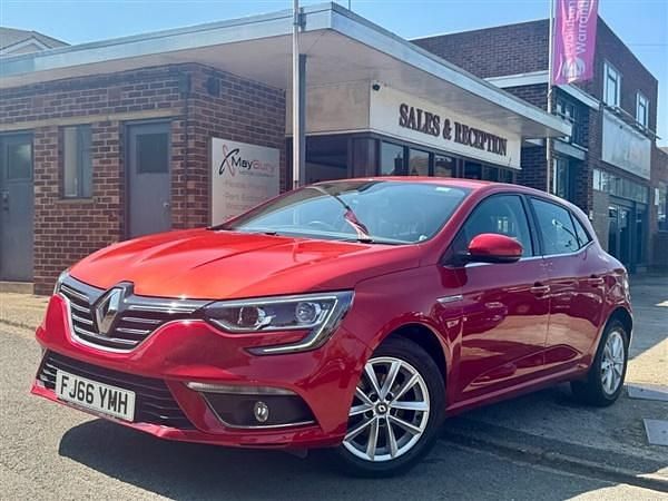 Red Used 2016 Renault Mégane IV Dynamique Hatchback | £7,295 (Fair price) - Image 1/1