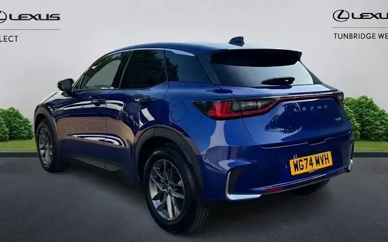 Used Lexus LBX 136 HP (100 kW) 2026 SUV
