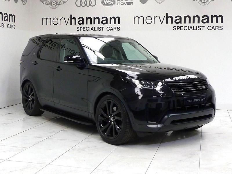 Black Used 2018 Land Rover Discovery 5 HSE Luxury SUV | £29,990 (Fair price) - Image 1/4