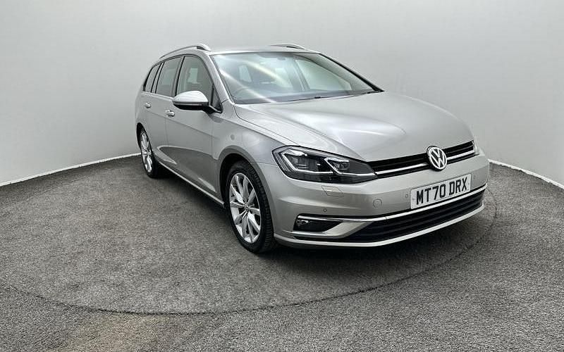 Used VW Golf VII GT 150 HP (110 kW) 2020 Tungsten silver metallic Estate
