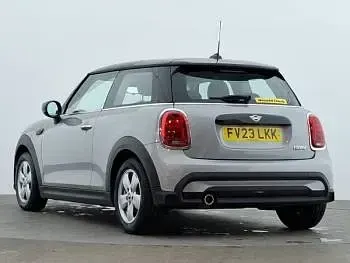 Used Mini Cooper Classic 136 HP (100 kW) 2023 Silver Hatchback