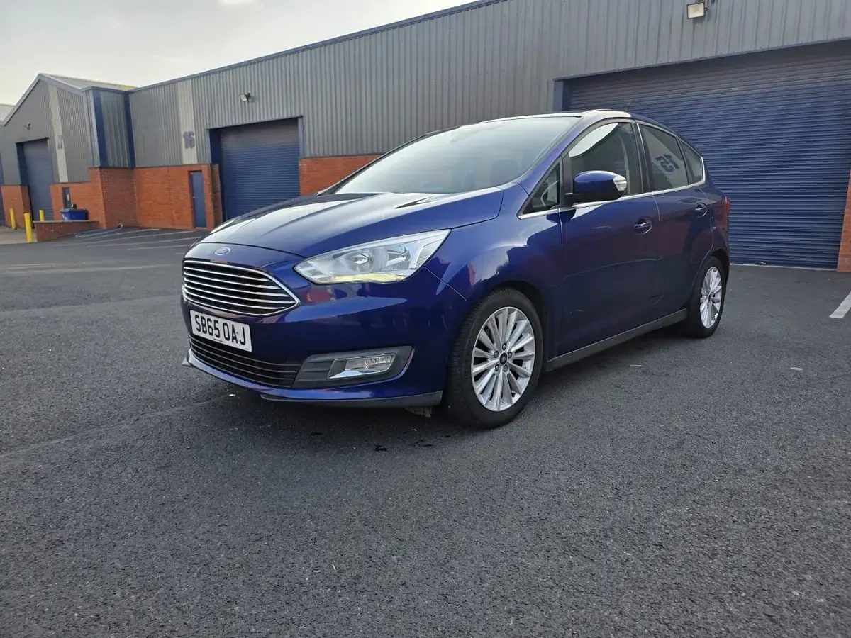 Used Ford C-MAX Titanium 120 HP (88 kW) 2015 Blue MPV