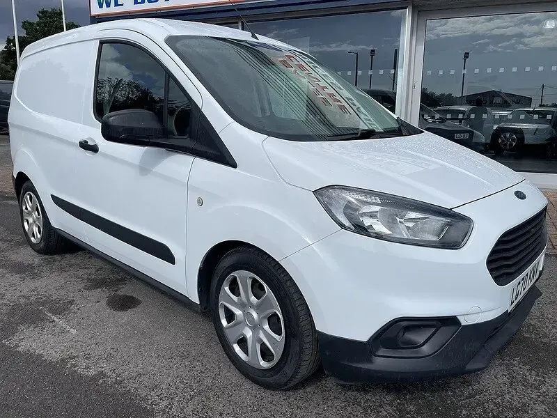 Used Ford Transit Courier Trend 74 HP (54 kW) 2020 White Van