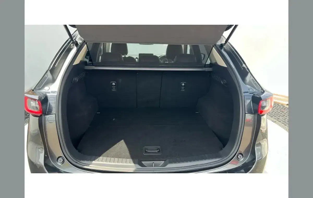 Used Mazda CX-5 Newground 162 HP (119 kW) 2023 Grey SUV