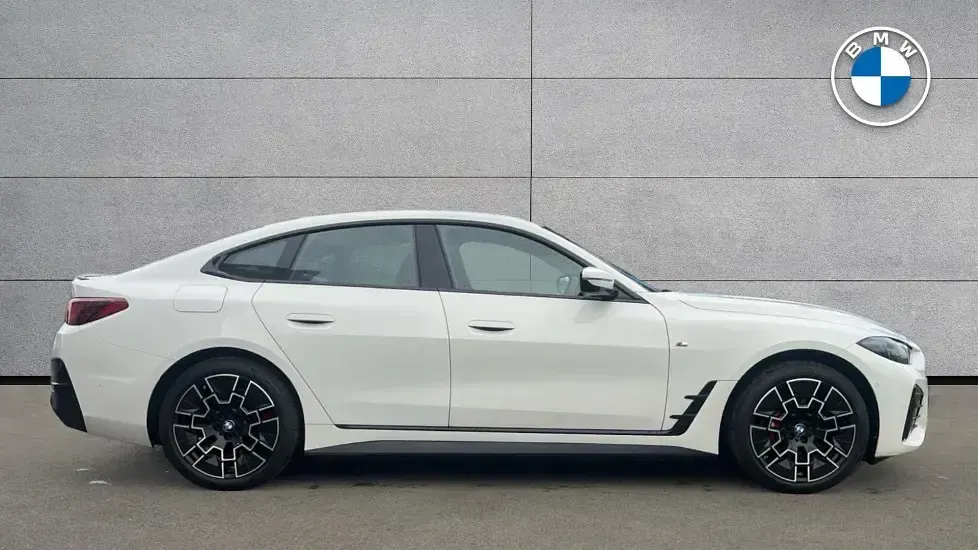 Used BMW i4 M Sport 246 kW (335 HP) 2025 White Sedan