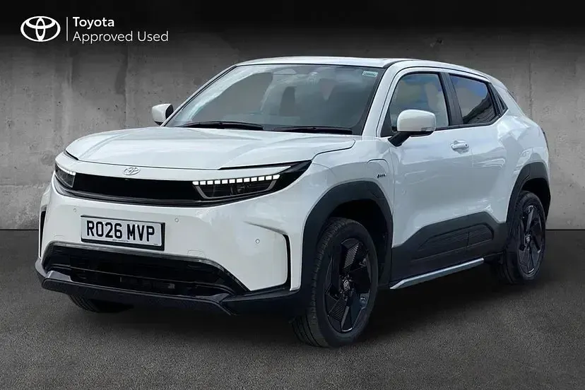 New Toyota Urban Cruiser Design 127 kW (174 HP) 2026 White SUV