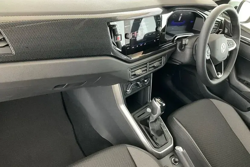 New VW Taigo Match 115 HP (84 kW) 2026 Reflex silver SUV