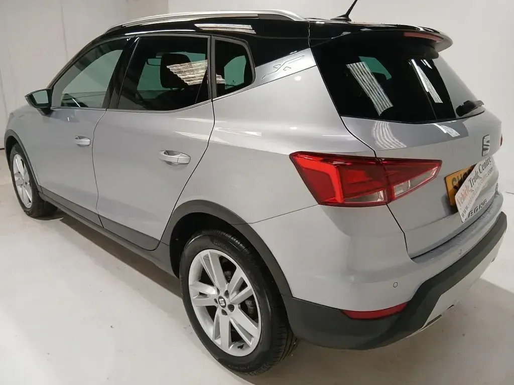 Begagnad Seat Arona FR 115 HK (84 kW) 2018 Silver SUV