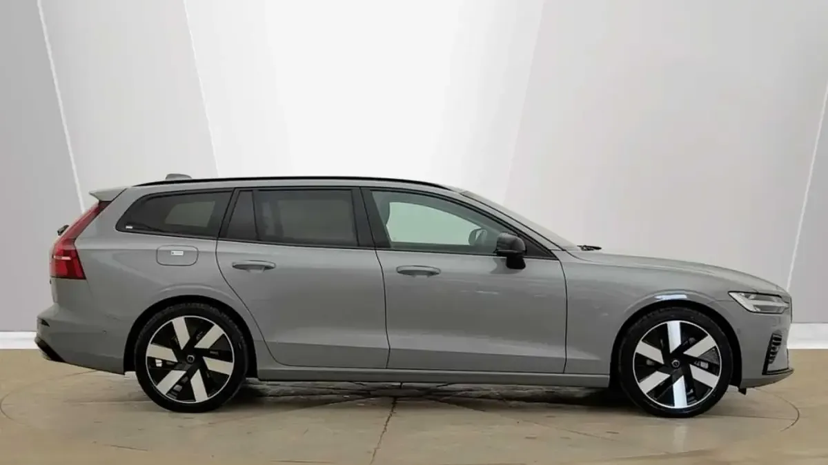 Used Volvo V60 Ultra 449 HP (330 kW) 2026 Estate