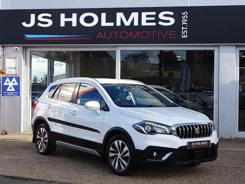 White Used 2016 Suzuki SX4 S-Cross SZ-T SUV | £7,490 - Image 1/4