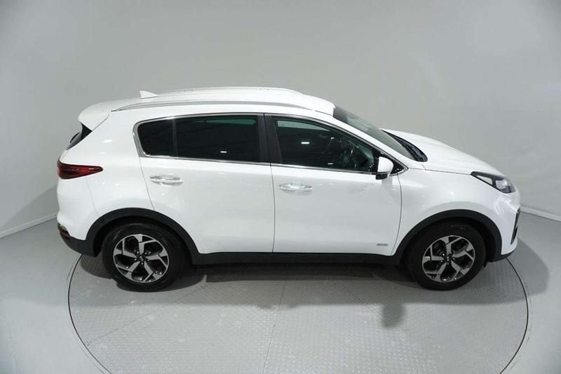 Used Kia Sportage 174 HP (127 kW) 2018 White SUV