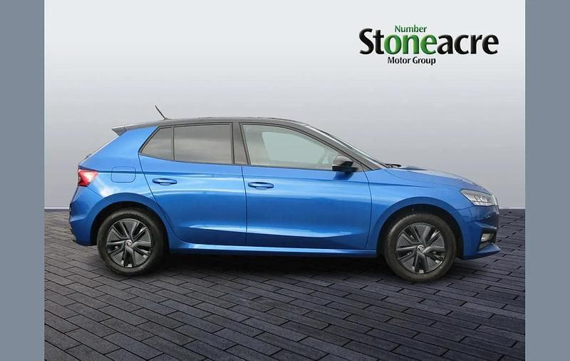 Used Skoda Fabia Colour Edition 95 HP (69 kW) 2023 Blue Hatchback