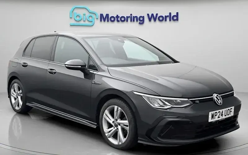 Used VW Golf VIII R-line 150 HP (110 kW) 2023 Hatchback