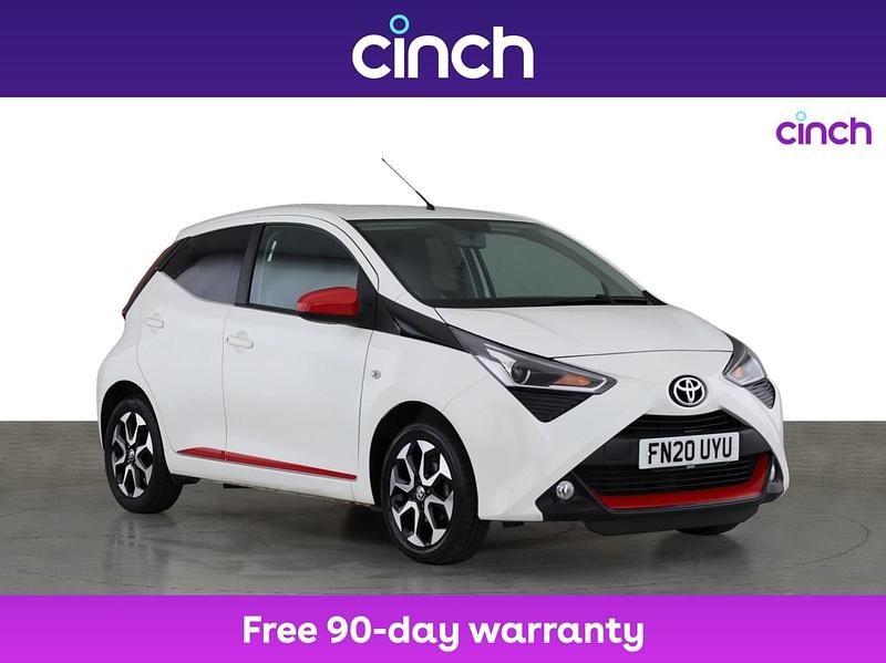 White Used 2020 Toyota Aygo Trend Hatchback | £9,479 (Fair price) - Image 1/3