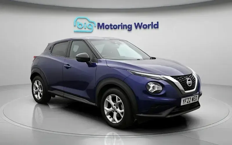 Used Nissan Juke N-Connecta 114 HP (83 kW) 2022 Blue SUV