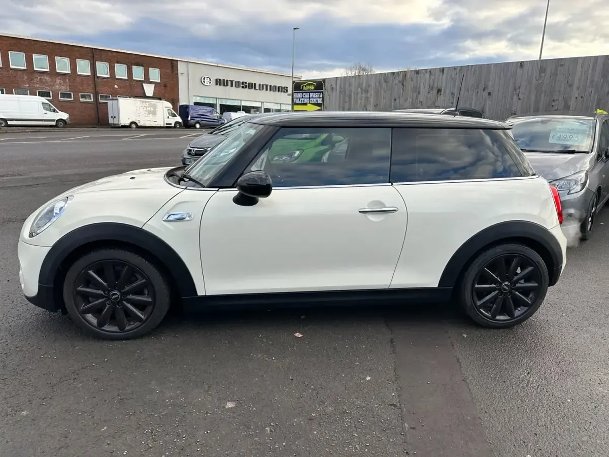 Usado Mini Cooper S Hatch 2016 Blanco Utilitario