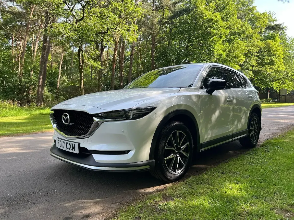 Used Mazda 6 Inclusive 150 HP (110 kW) 2017 White Estate