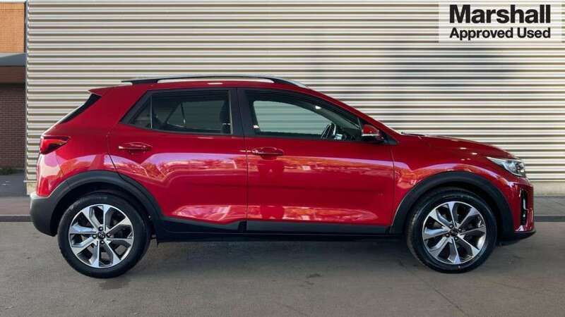 Used Kia Stonic 118 HP (86 kW) 2019 Red SUV
