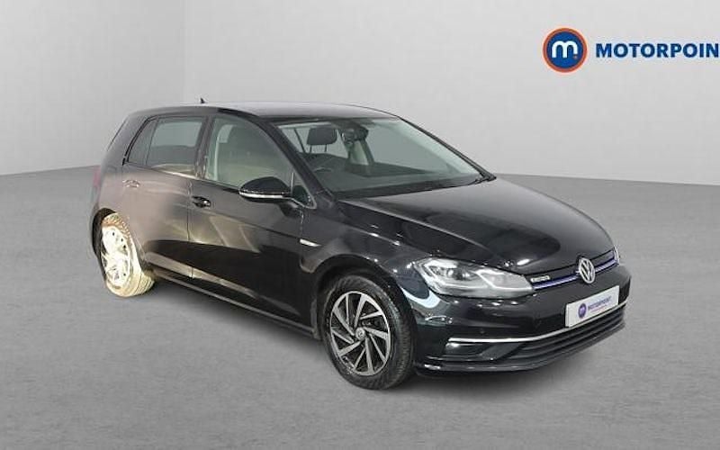 Used VW Golf VIII Edition 131 HP (96 kW) 2020 Hatchback